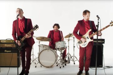 Twin Criminal performing for Temples video