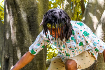 Akete in a tree