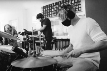 members of DOTS performing at Standard Electric Recorders