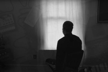 Black and white silhouette of Ian Deaton