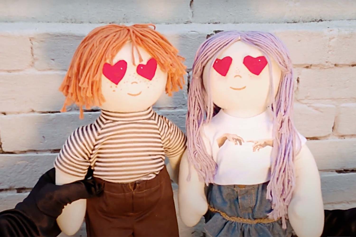 dolls from Hunter Morris and Blue Blood's Lookin' for a Friend video.