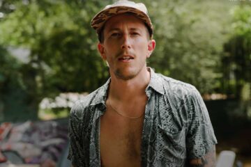 video still of Josh Parsons of Cowboy Curtys